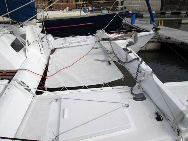 1274-exterior2foredeck-trampoline