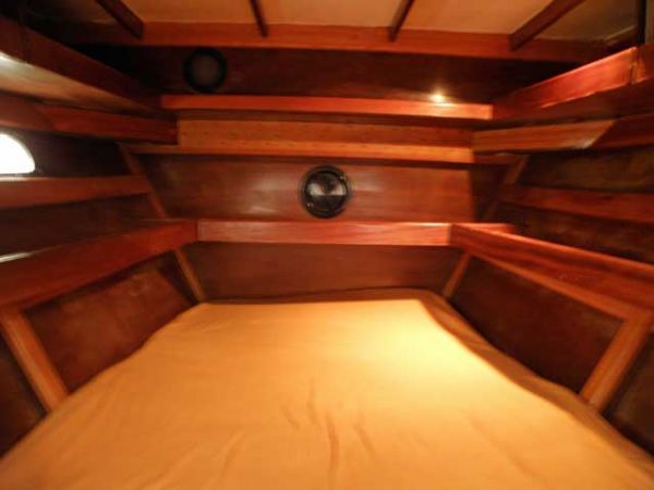 1326-front-bunk